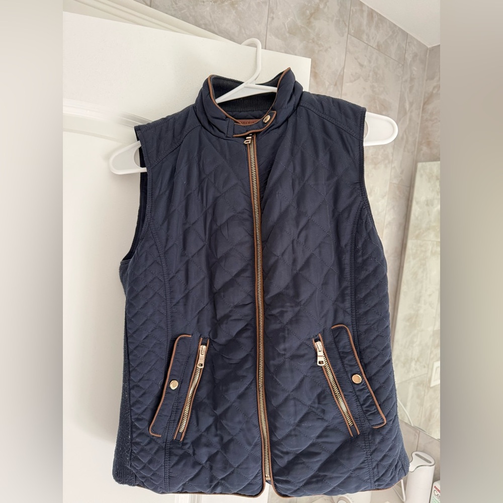 Zara Navy Quilted Vest Size M
